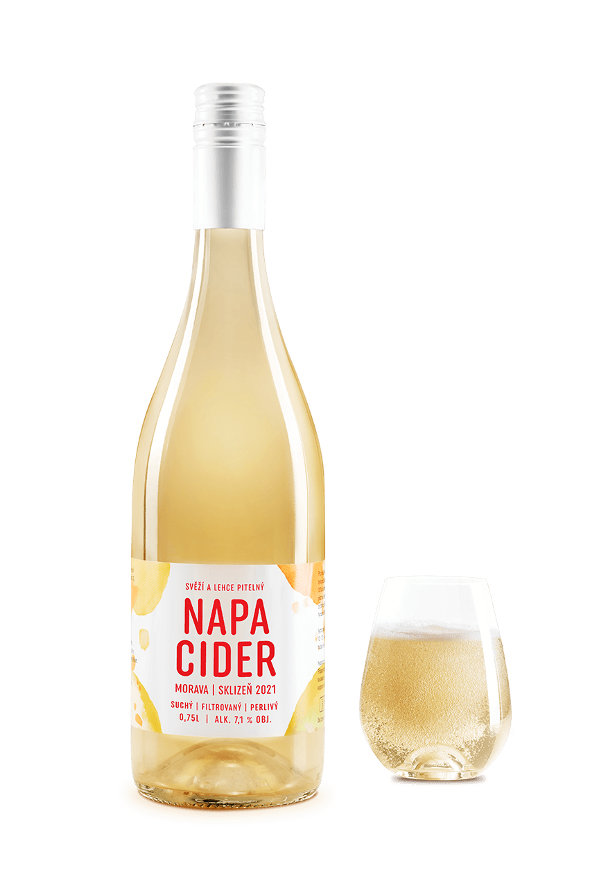Fotka cideru v láhvi